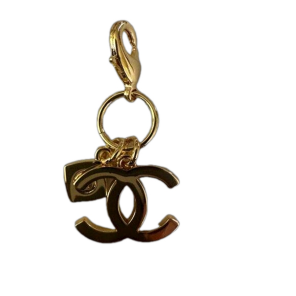 CHANEL Accessories - CHANEL Limited Edition Holiday 2023 charm